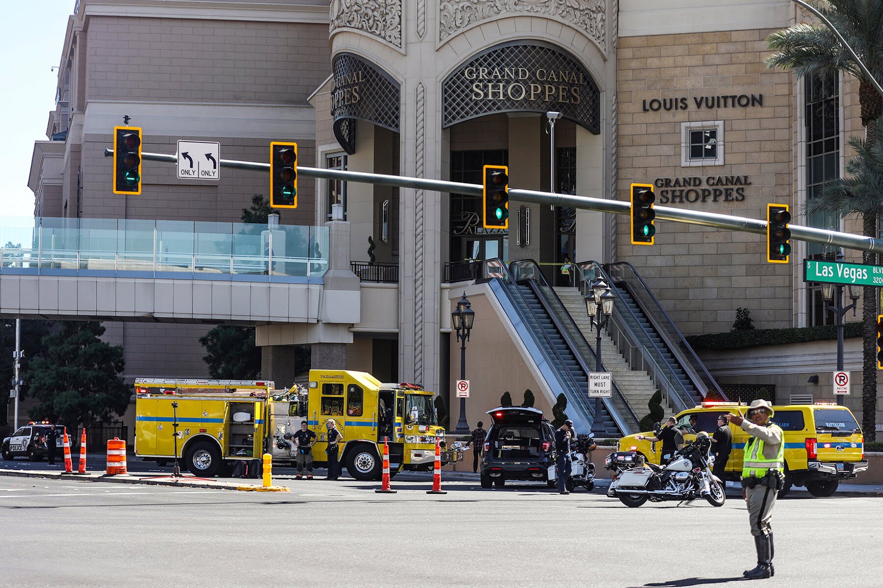 Atac cu cuțitul în Las Vegas: Doi morți şi şase răniți