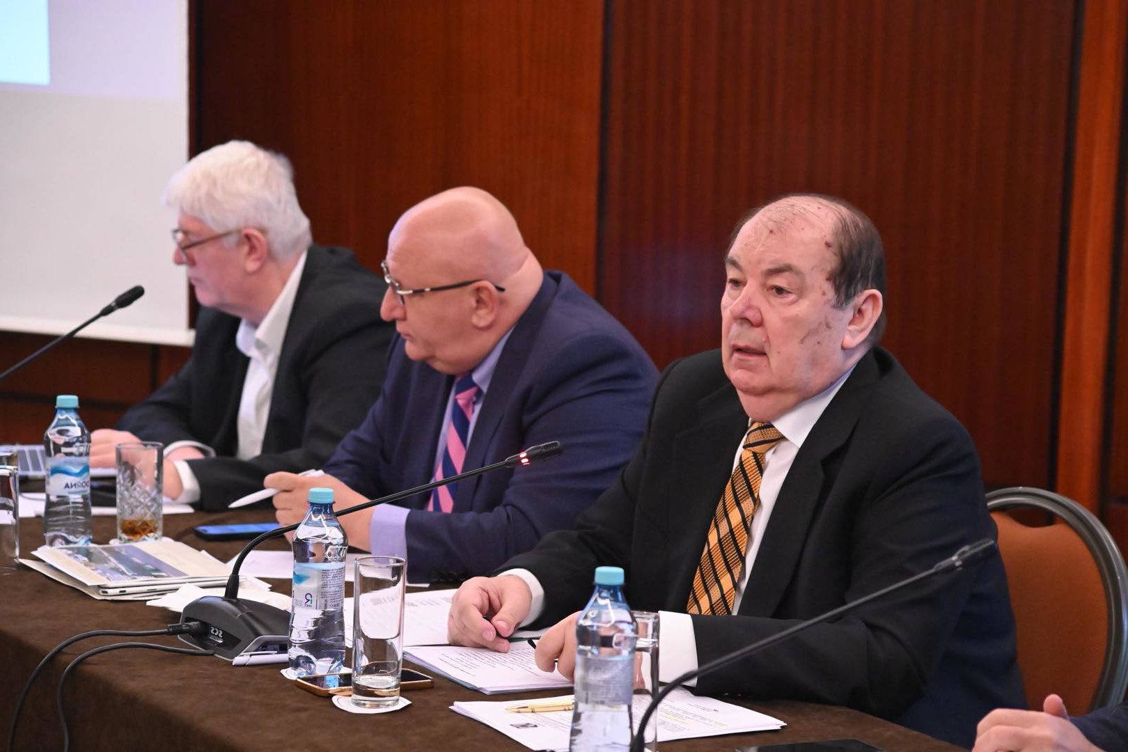 Blidar se apără și explică