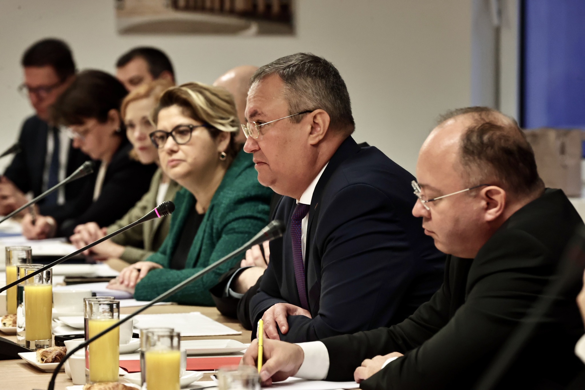 Ciucă le-a cerut europarlamentarilor să sprijine intrarea în Schengen