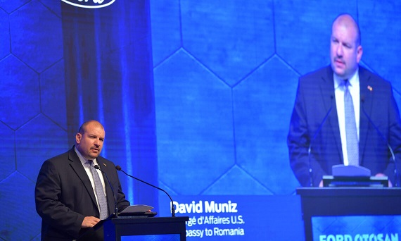 SUA transmit României să continue să combată corupţia