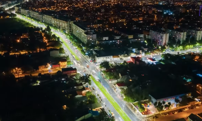 Soluția găsită de Băluță – Și iluminat de Sărbători, dar și economisire!