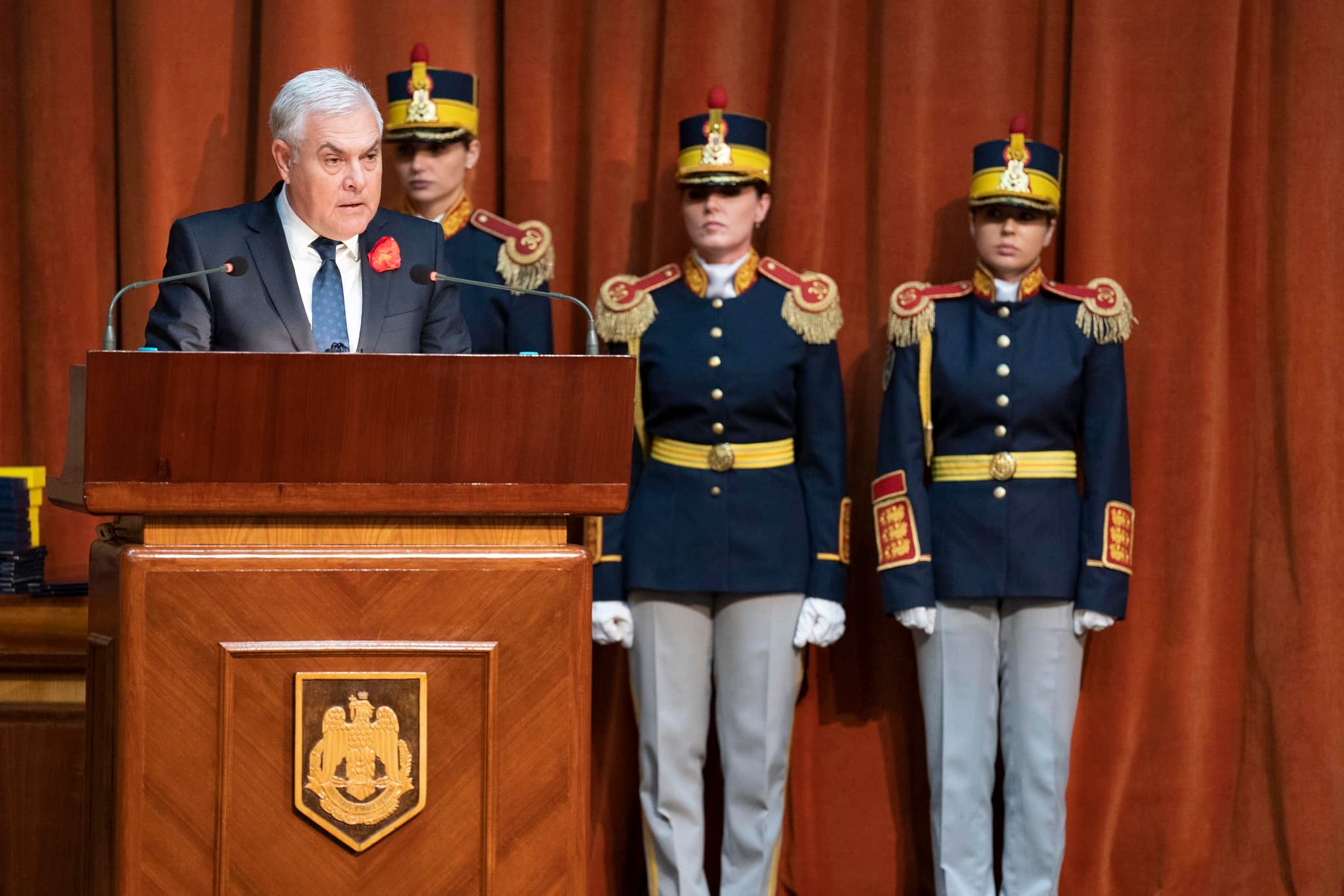 Mercenarii din MApN, verificați