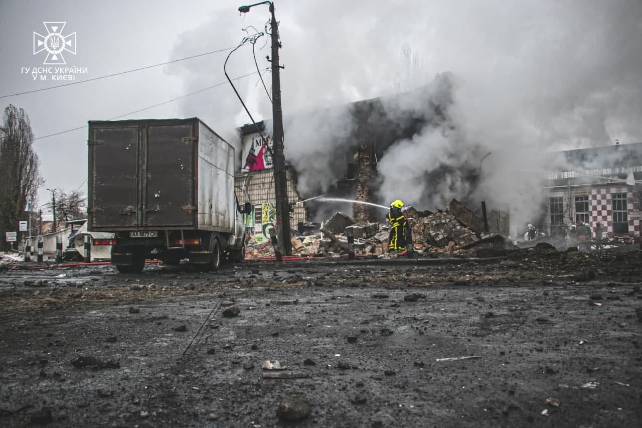 Zelenski îi avertizează pe ucraineni