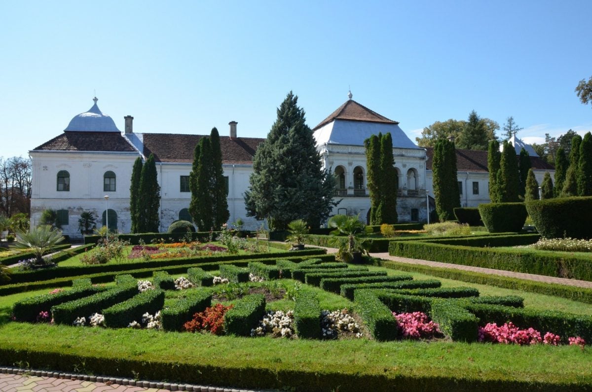 Cel mai mare castel în stil baroc din Transilvania, vândut Ungariei