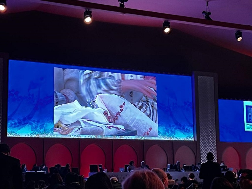 Arta cămăşii cu altiţă, înscrisă în patrimoniul cultural imaterial al umanităţii