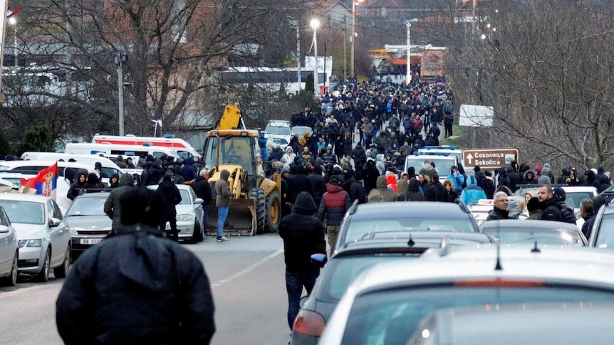 Tensiuni în Kosovo: Trafic blocat spre frontiere