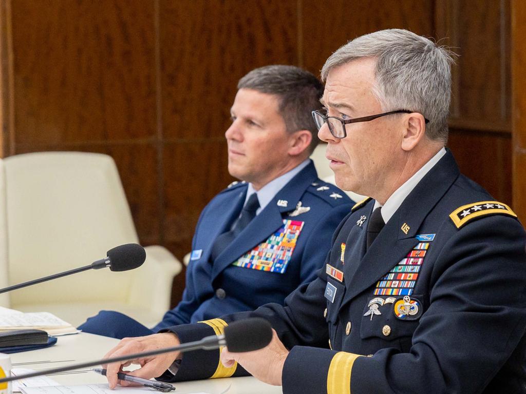 Un comandant american a descins la Palatul Victoria. Ce ne-a spus Ciucă despre întâlnire