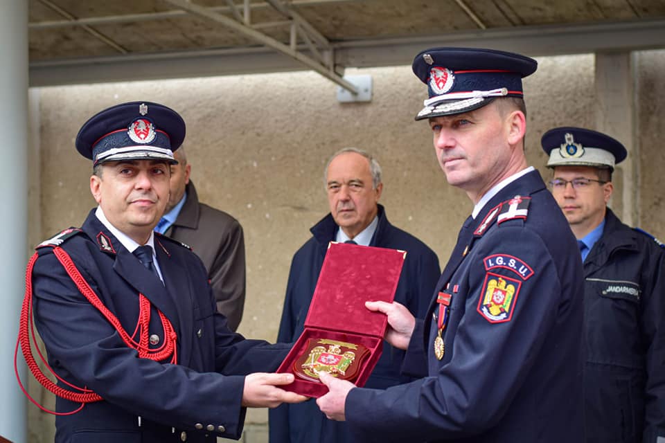 Fostul șef ISU Hunedoara s-a împuşcat în piept