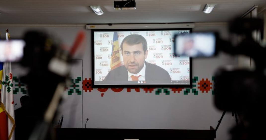 „E mai puțină putoare propagandistică. Ați simțit?”