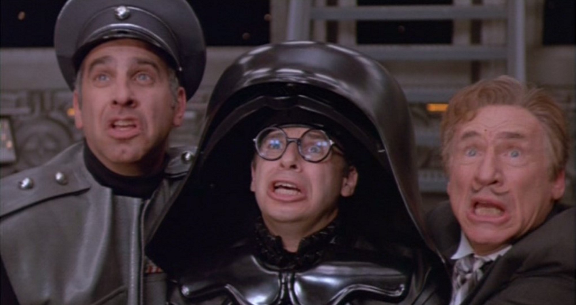 SF Politic – Guguștiucii de la SIE stau drepți în fața lui Raaed Arrafat