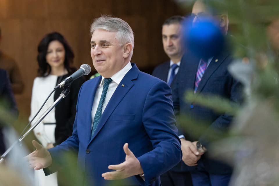 Guvernul nu-l azvârle pe Bode