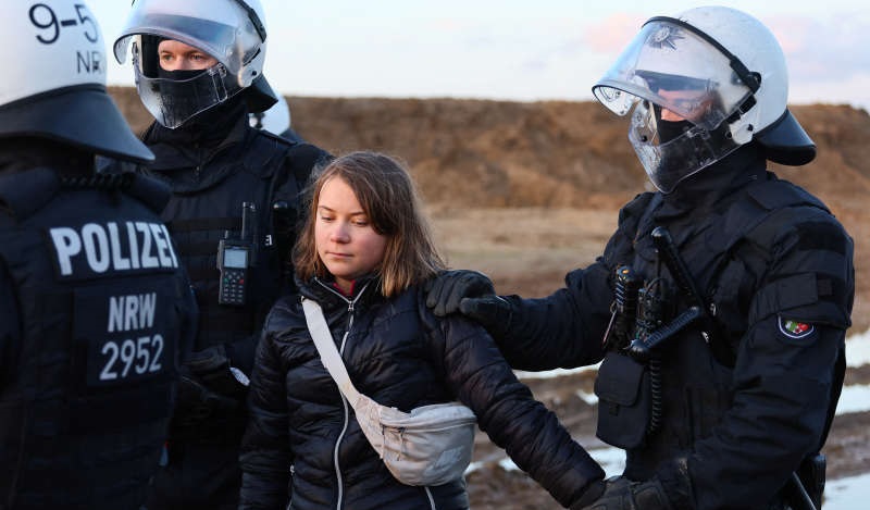 (VIDEO) Greta Thunberg, reținută la un protest în Germania