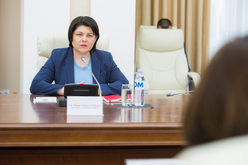 Speculații despre căderea guvernului de la Chişinău