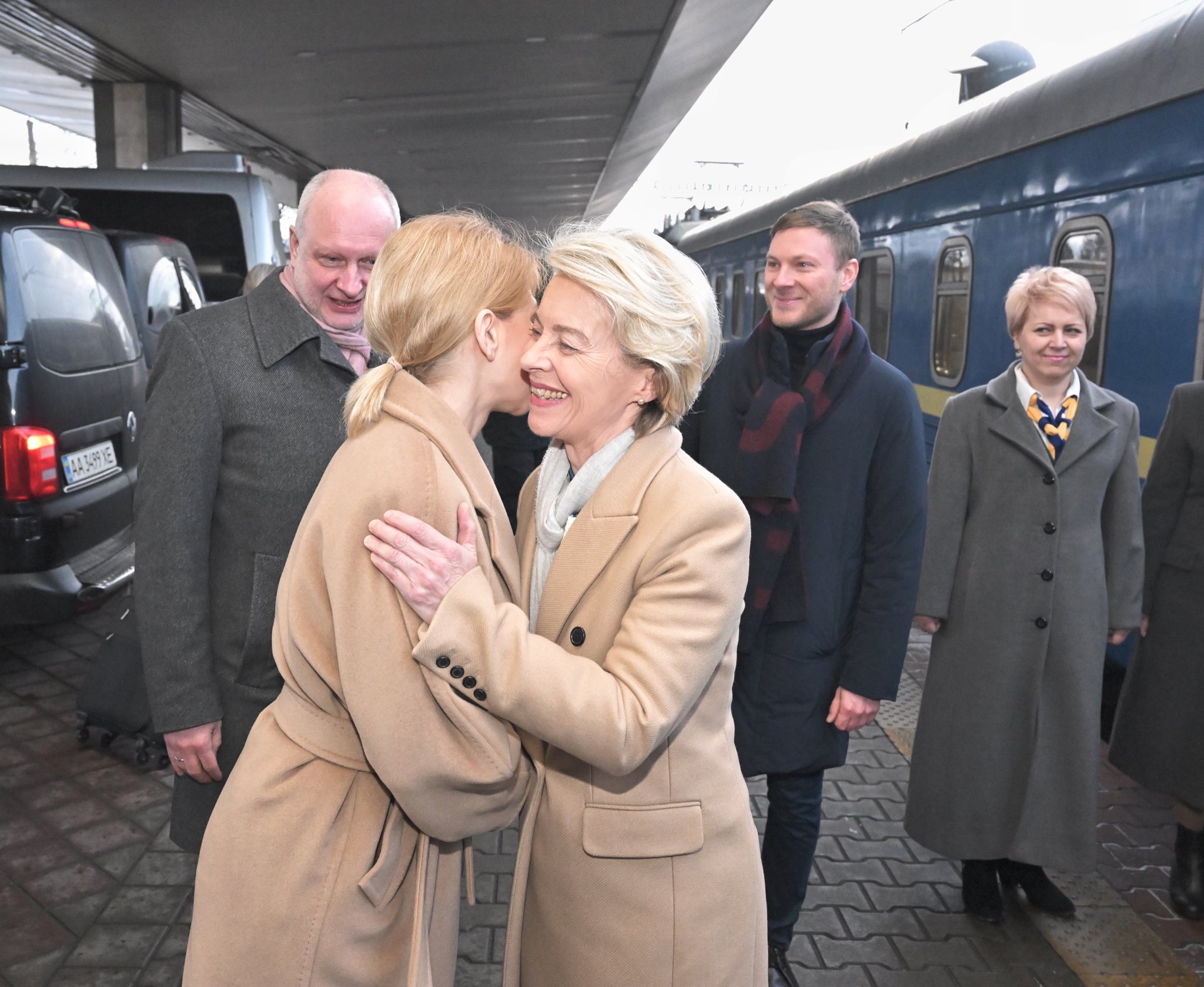 (FOTO) Sosirea Ursulei von der Leyen la Kiev
