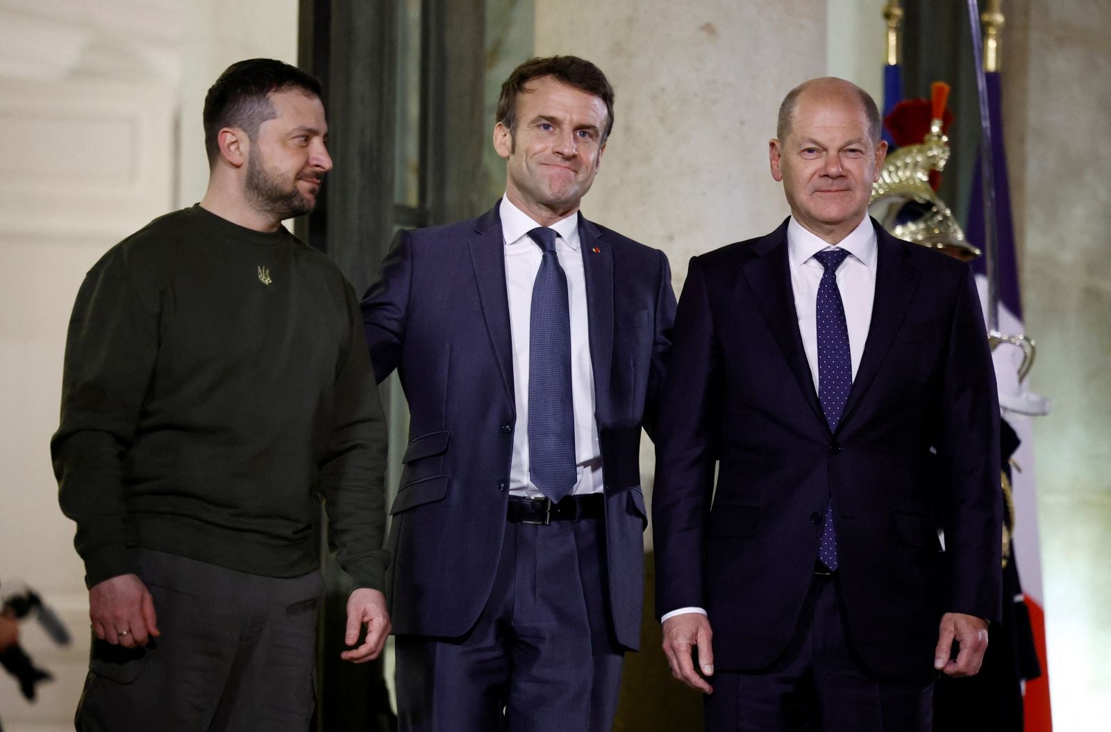 Zelenski, la Paris: Macron i-a acordat Legiunea de Onoare