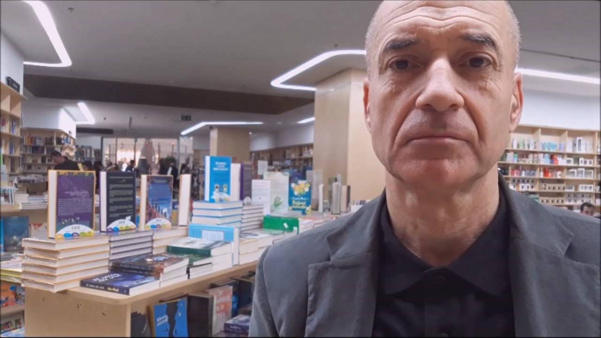 SF Politic – Scrisoare deschisă către scriitorul Mario Vargas Llosa