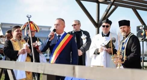 Popa Bortă, fariseu catolic de grotă morală