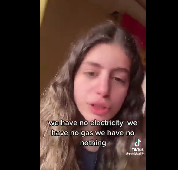 (VIDEO) Strigătul de disperare al unei adolescente din Siria