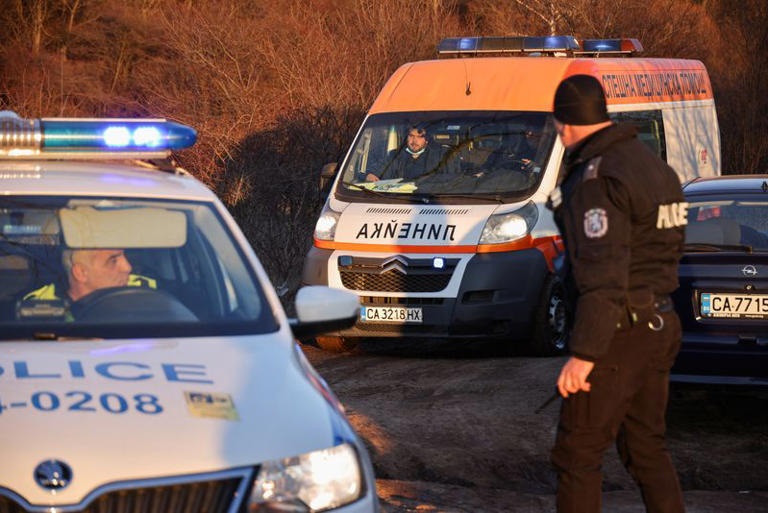 Descoperire macabră: 18 migranți morți într-un camion