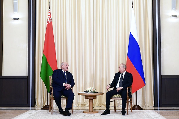 Ce a discutat Putin cu Lukașenko