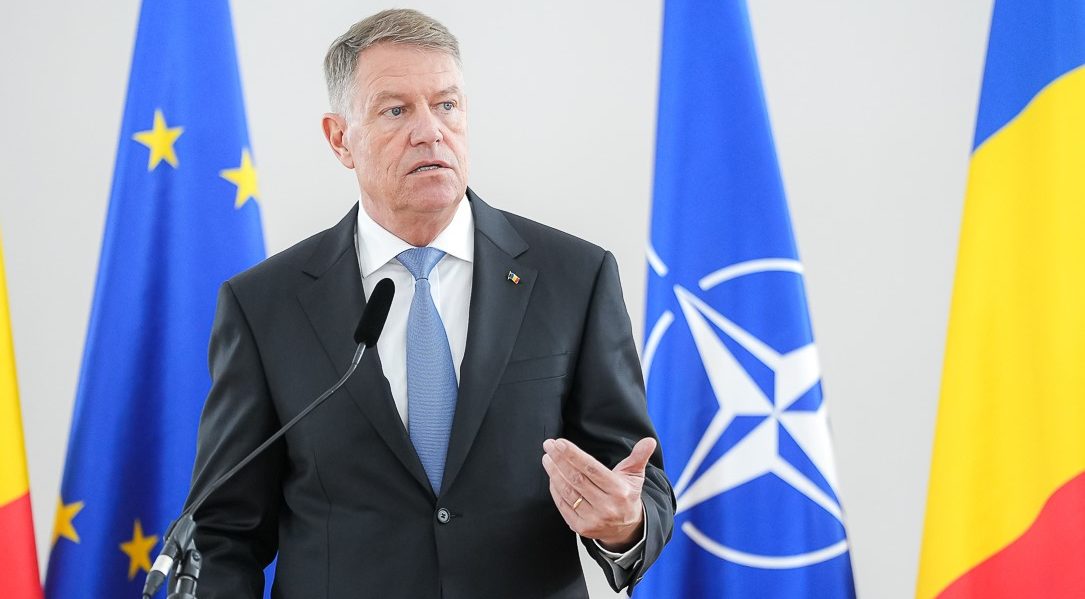 Dar pe Klaus Iohannis cine-l mai ceartă?