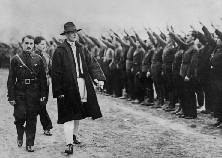 Radicalizarea protestelor generate de instabilitatea guvernelor