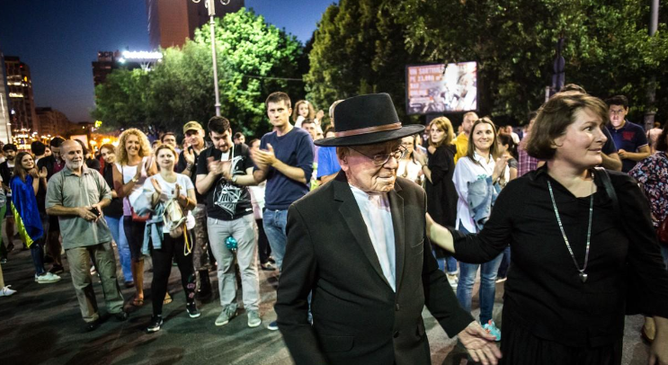 Victor Ciutacu, #Reziștii și înmormântarea lui Șora: „Ce ocazie planetară au ratat”