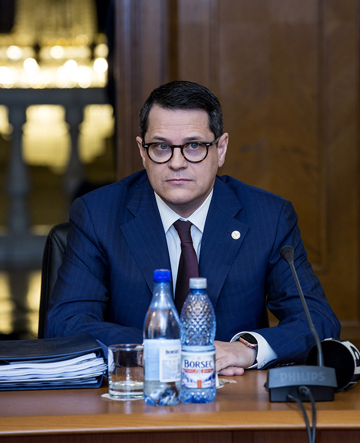 Lui Hellvig îi e dor de sereiști