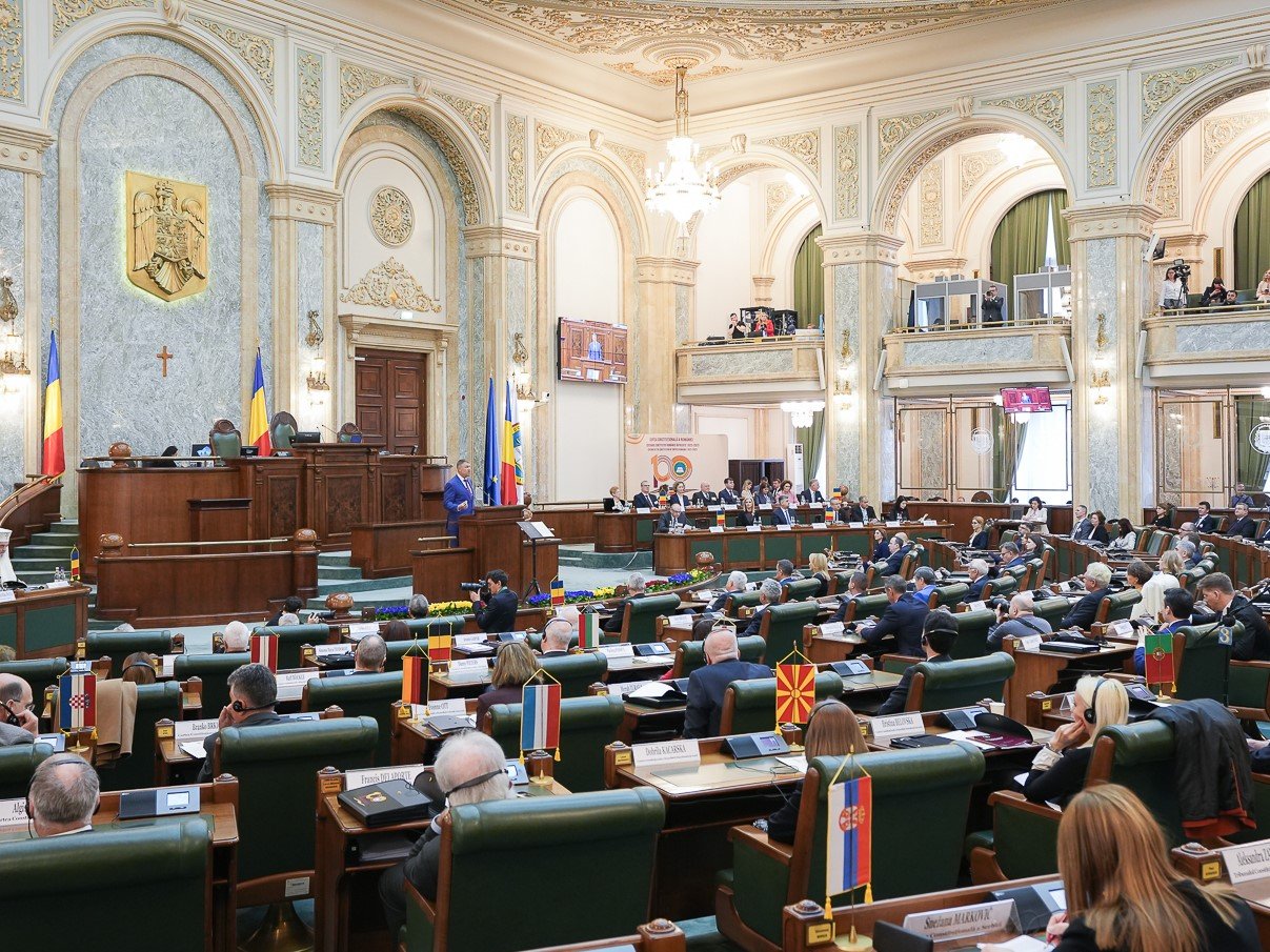 Klaus Iohannis: Voi continua să veghez la respectarea Constituției