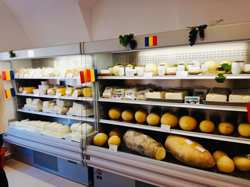 Schema de la Casa de Comerţ Unirea. Cotoi, reţinută