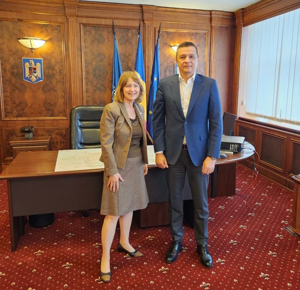 Cu ce s-a lăudat Grindeanu în fața ambasadoarei SUA