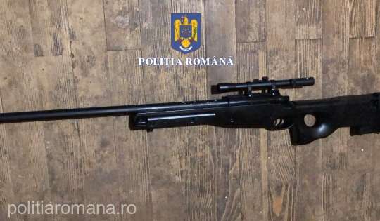 Anchetă pentru trafic de arme aduse din Spania