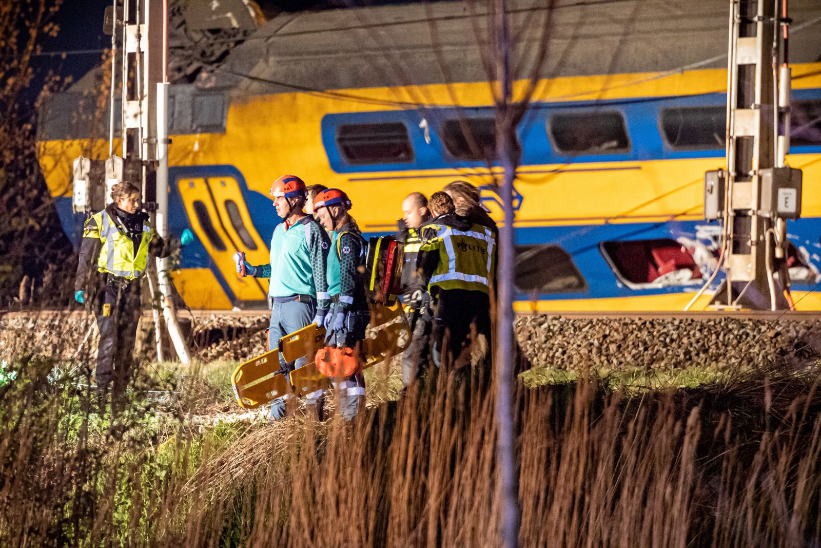 Accident feroviar în Olanda: Un mort şi zeci de răniți