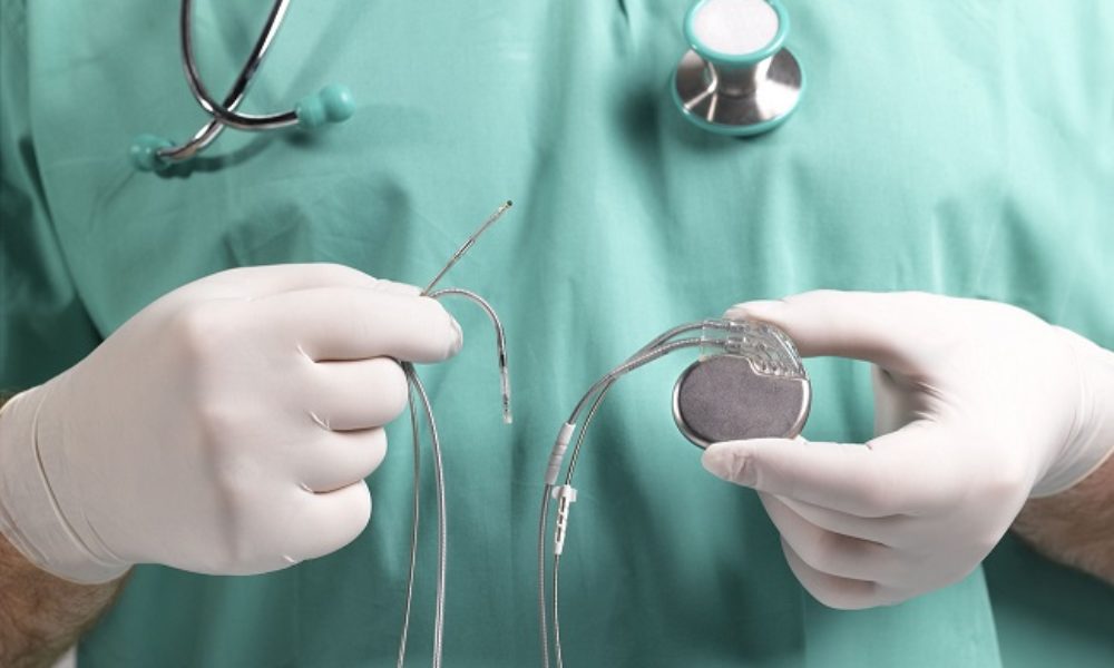 Medicul care refolosea stimulatoare scapă de gratii
