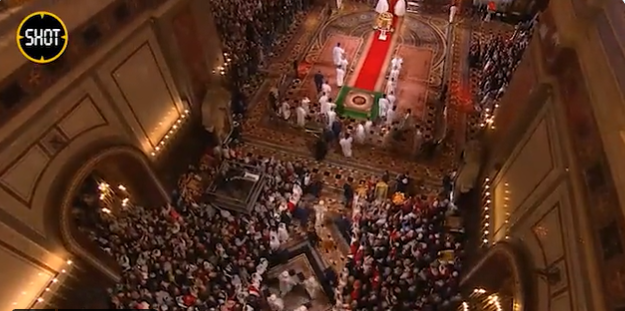 (VIDEO) Imagini cu Putin și Kirill la biserică