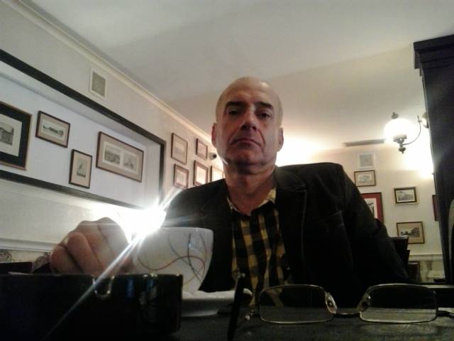 Scriitorul Ovidiu Bufnilă cu un mesaj pentru Președintele Franței