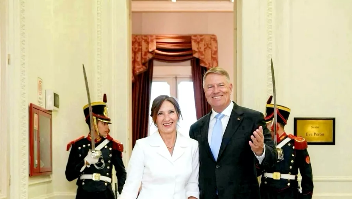 „Nu poți să începi de la Iohannis, cel mai leneș bugetar!”