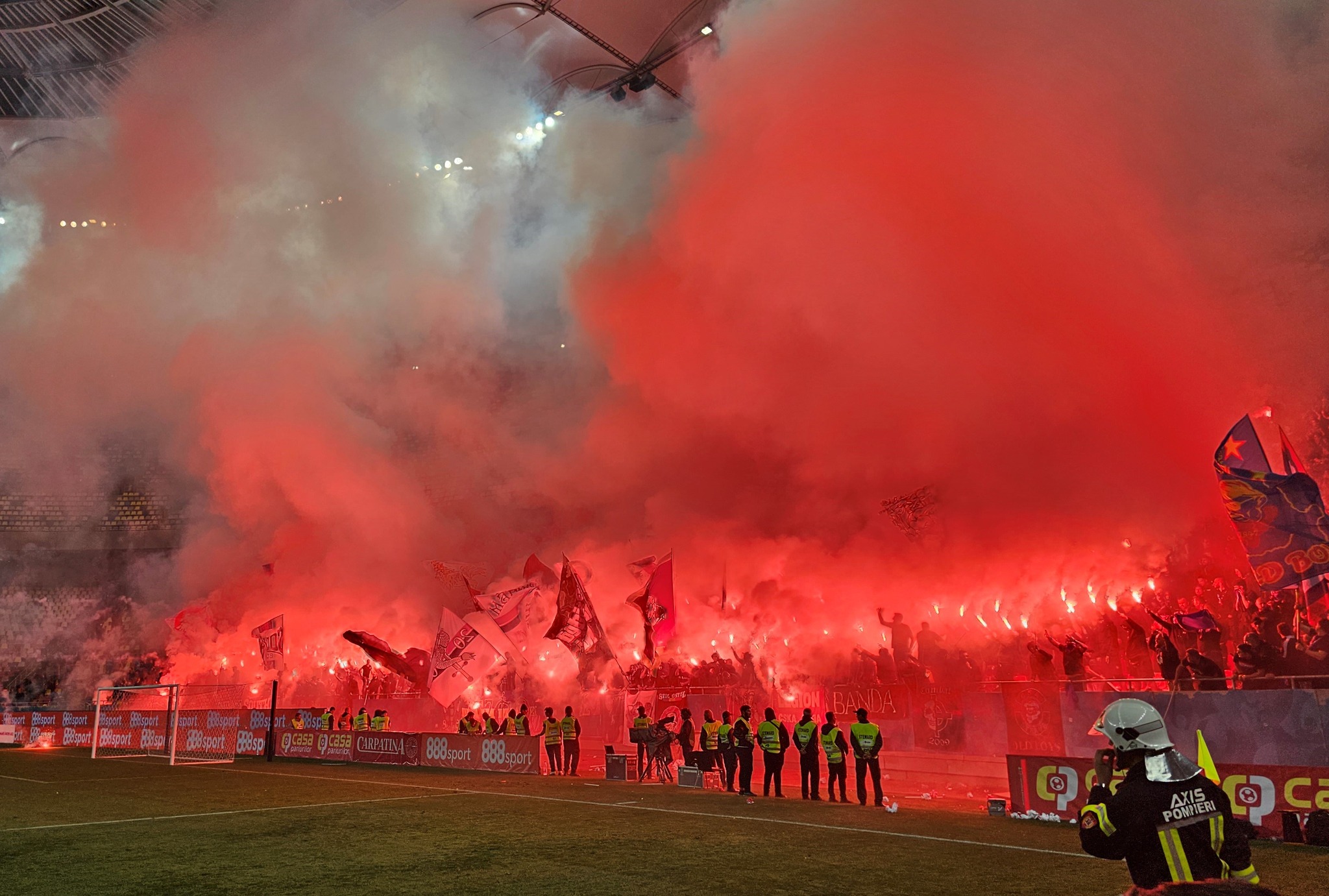 Dinamo revine în Superliga naţională de fotbal