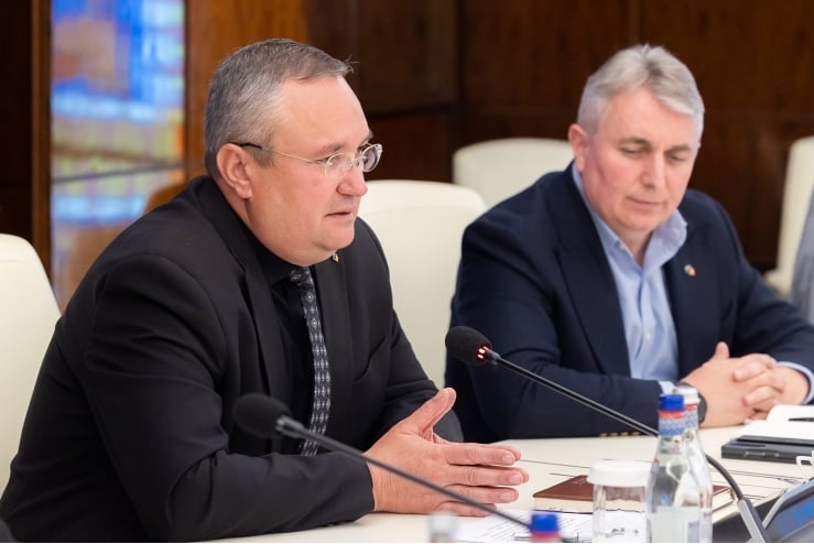 Liberalii fac scenarii pentru alegeri: Pe liste comune sau nu?