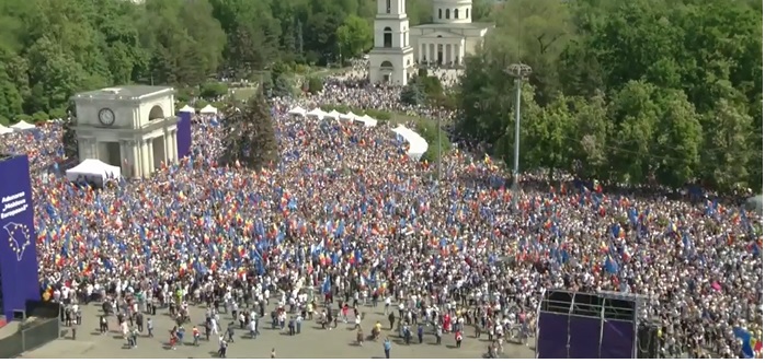 (VIDEO) Miting de amploare convocat la Chişinău
