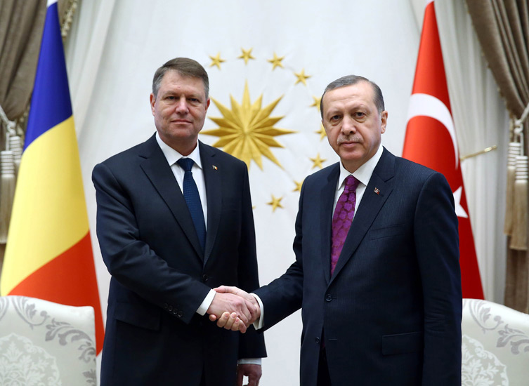 Iohannis îl felicită pe Erdogan: Aştept să continuăm cooperarea