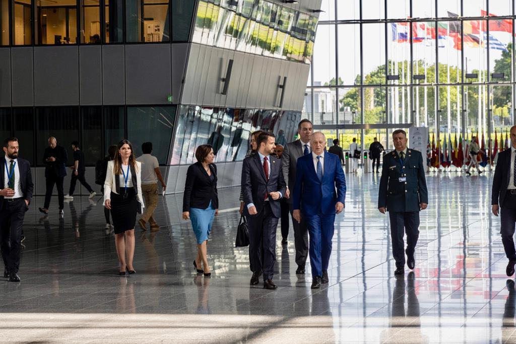 Mircea Geoană: ”Astfel de atacuri sunt total inacceptabile”