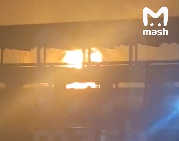 (VIDEO) Rafinărie din Rusia, în flăcări