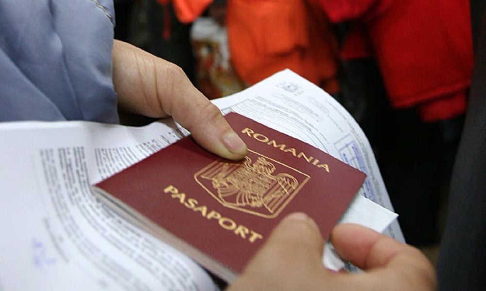 Atenție! Închis la pașapoarte pentru câteva zile