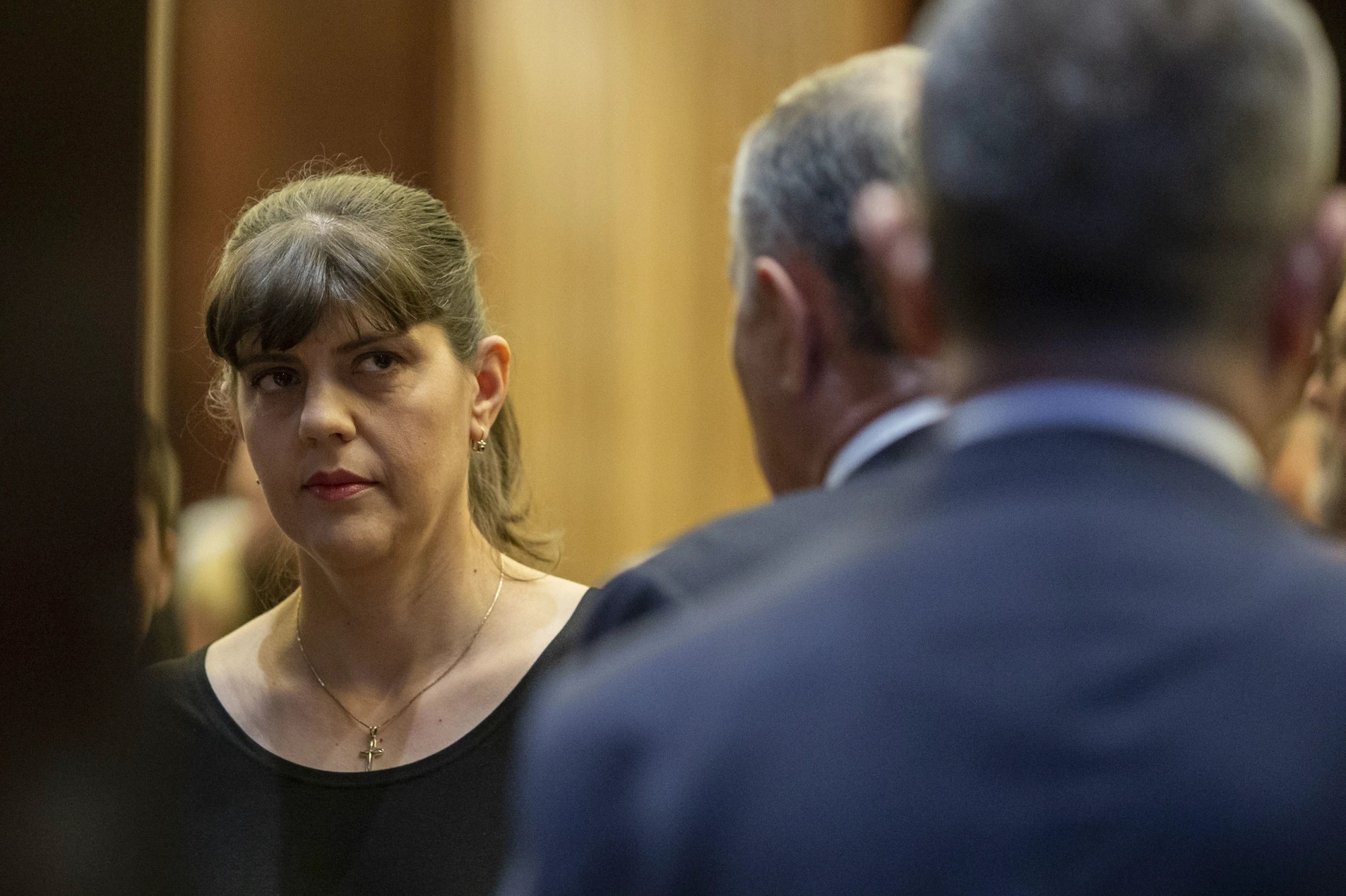 SF politic-Uite cum ne aburește Laura Kovesi