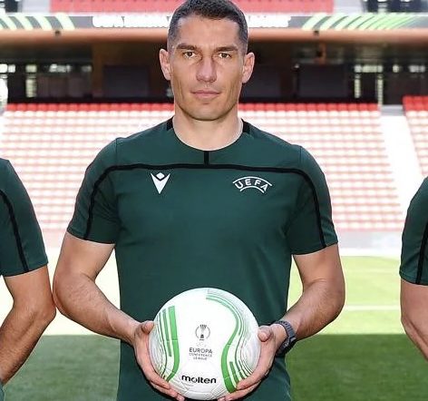 Istvan Kovacs ar putea arbitra finala Champions League