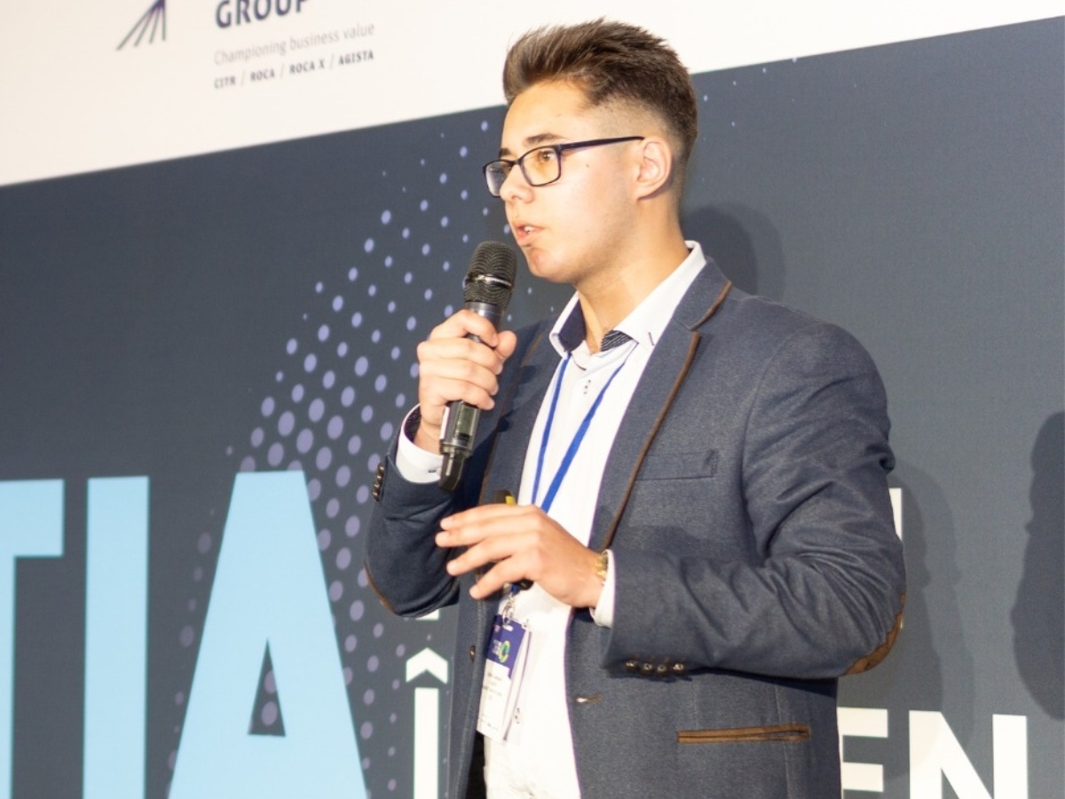 Scrisoarea unui elev pentru profesori: Toată țara ar trebui să fie solidară