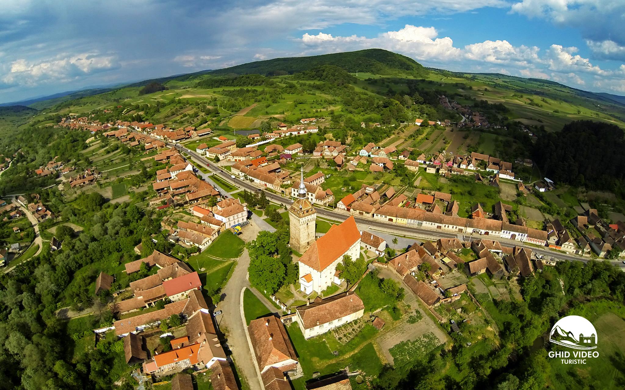 Panourile fotovoltaice pun în pericol situl UNESCO Saschiz