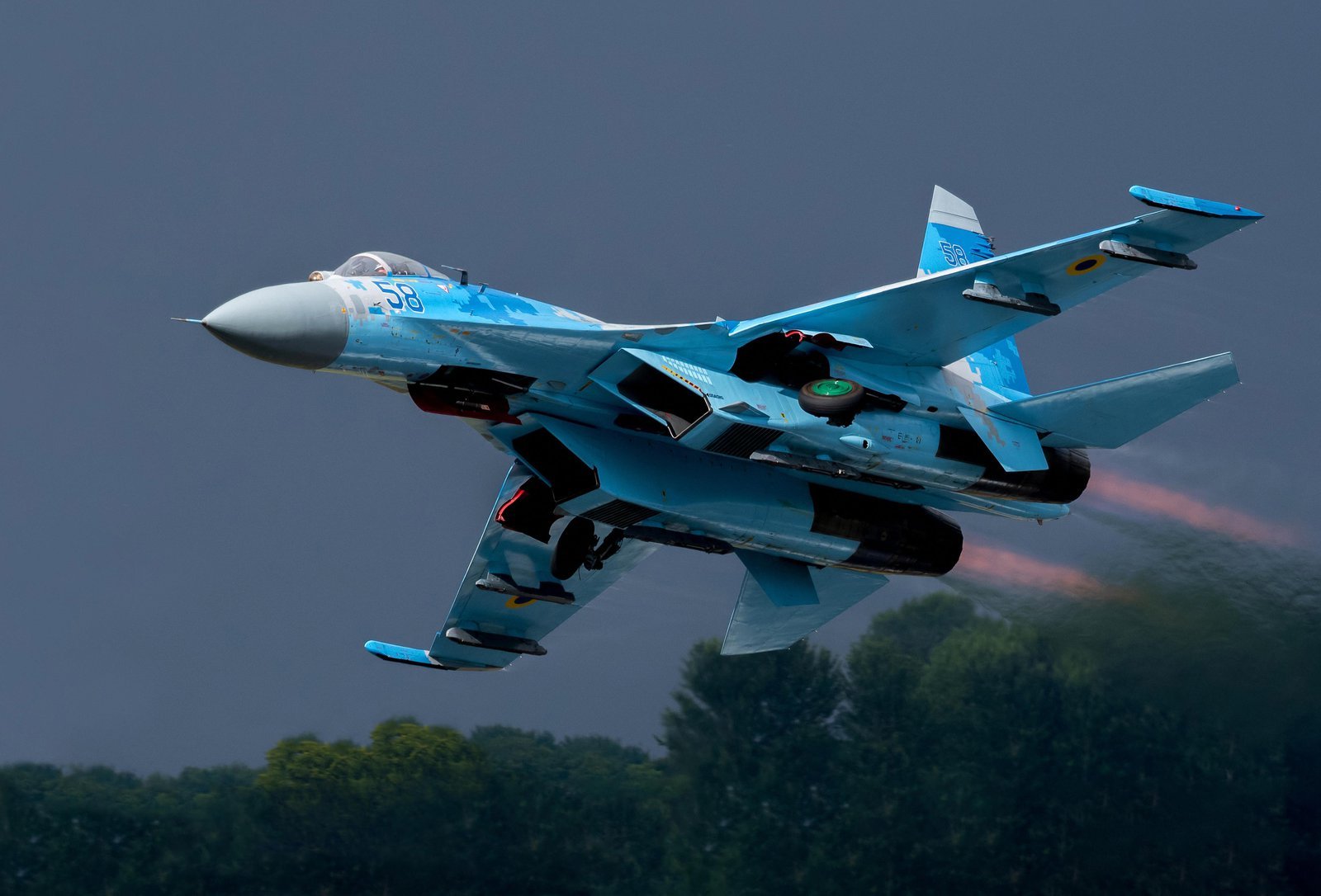 Avioane ruseşti interceptate în apropierea spațiului aerian NATO