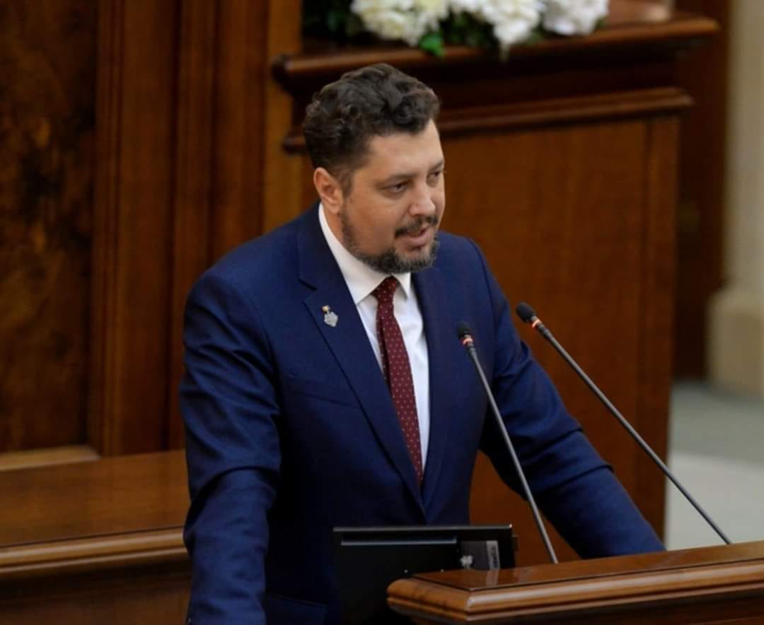 AUR: Klaus Iohannis minte cu nerușinare